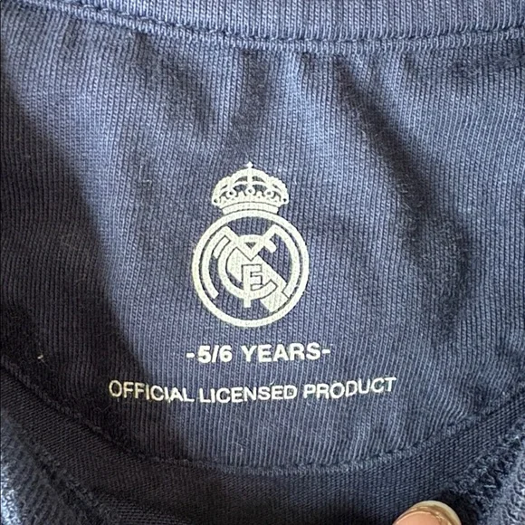 Assorted Boys Shirts - See photos for sizes - Picture 5 of 9